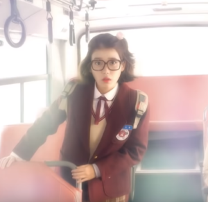 IU/キム・ボトン役