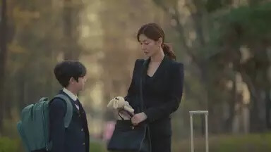 キム・ソヨン/キム・リサ(キム・ウニョン)役